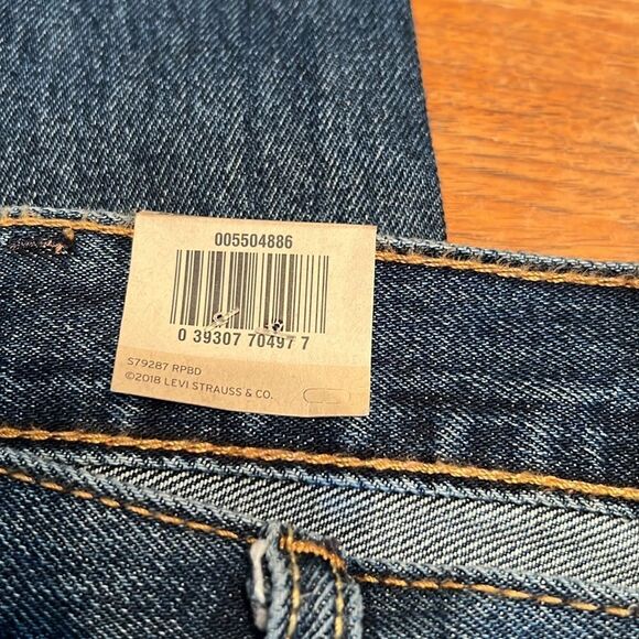Levi’s 550 Relaxed Fit Jeans NEW! 40 x 30 Dark Wash - Picture 8 of 12